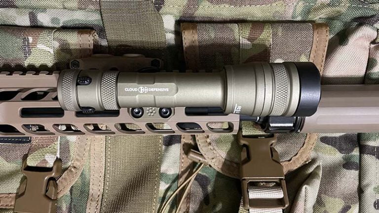 [Guide] 8 Best AR-15 Flashlights | What Flashlight is Best?