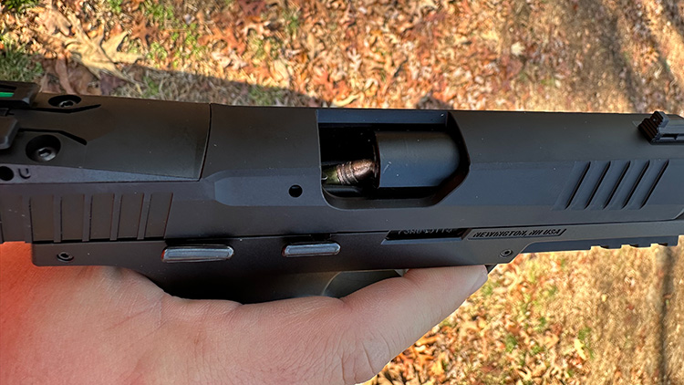 sig p322 feed issue 1